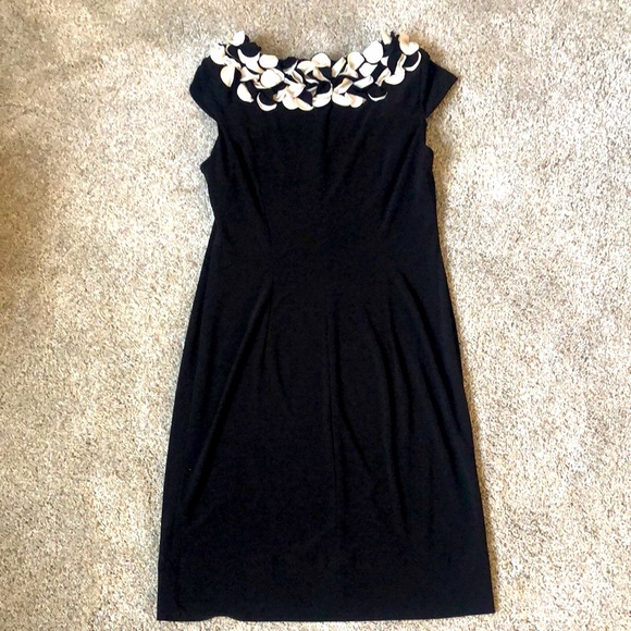 Taylor Black Evening Dress Size 2 - Picture 3 of 6